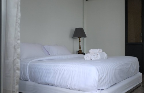 Chang Khlan Bed & Breakfast | Rooftop Room with Bathtub and Fireplace