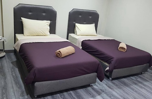 K. Wang Chao Hotel | Room 18 at PTT Wangchao