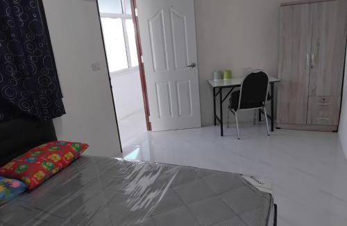 Nai Muang House | room 9 still available for MotoGP