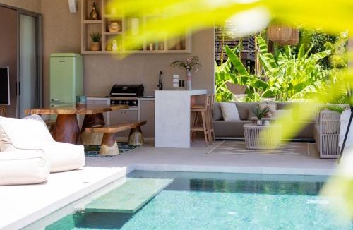 Nong Chaeng Villa | Rosa Del Mar Seaview Villa with gym