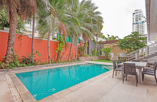 Pratumnak Hill House | Royal Grand - Luxury 4-bedroom villa for 8 people in Pattaya