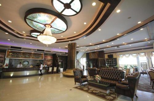 Phitsanulok Hotel | Ruean Phae Royal Park Hotel
