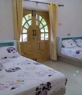 Suan Phueng Resort | Ruen Karlae