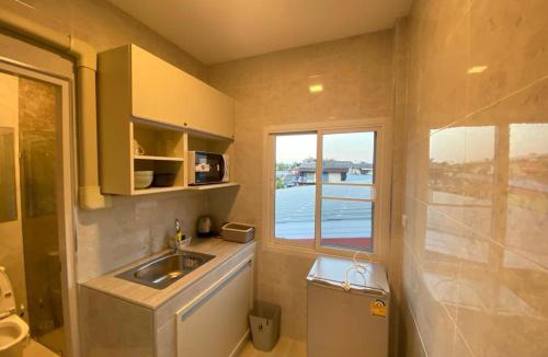 Khlong Song Ton Nun Apartment | S.P.C Apartment by Brodderud