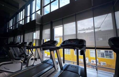 Phra Khanong Apartment | S87 Ramada Sukhumvit 87 BTS Onnut Swim Gym 711