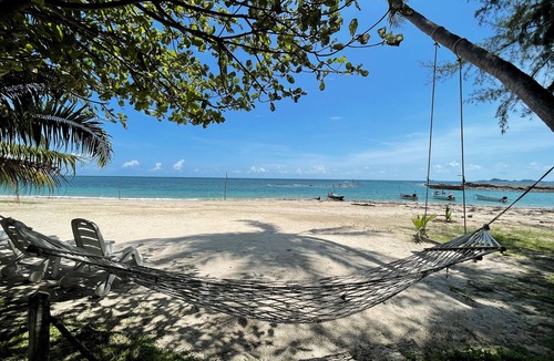 Na Mueang Hotel | Samui Caravans Beach Camp