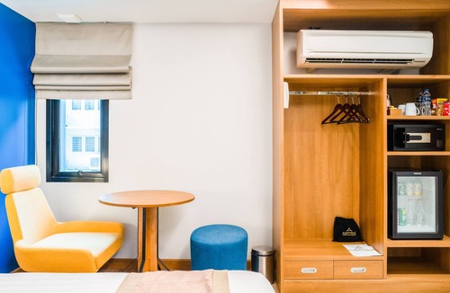 Din Daeng Apartment | Sapphire Heaven nearby MRT Sutthisan