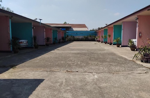 Buriram Hostel | Saran Resort room 3