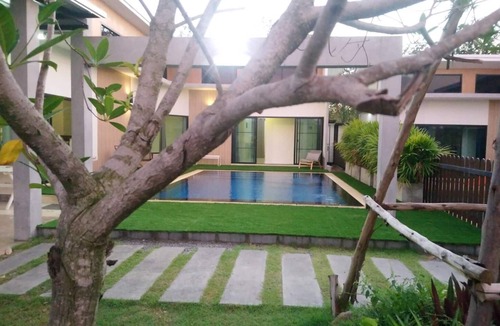 Central Pattaya Villa | Sattahip Relaxing Pool Villa