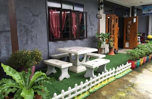 Sawang Arom House | Sawang Guesthouse