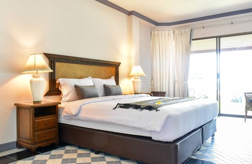 Hua Hin Resort | Sea Memories White Sand Beach Hotel