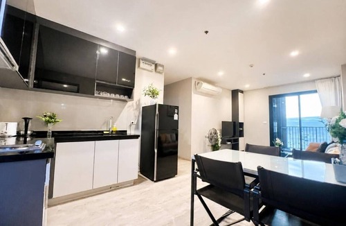 Pattaya Bay Apartment | Sea View 2 Bed Room Best Location