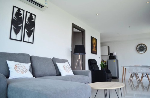 Pratumnak Hill Apartment | Sea View Apartment @The Point Pratumnak #2
