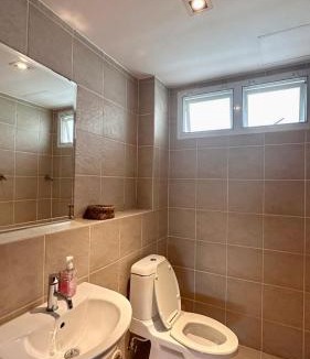 Kram Apartment | Seaview Condominium A12