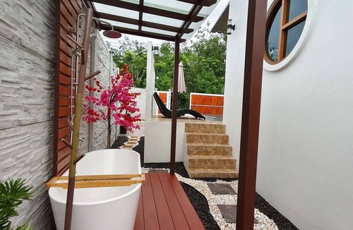 Hat Yai Villa | Selesa Pool Villa