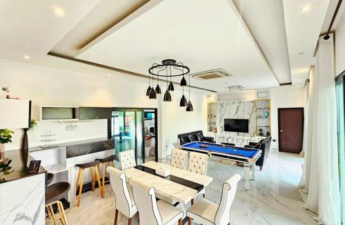 Narathiwat Villa | Sha's House Pool Villa