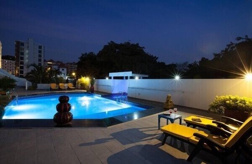 Pratumnak Hill Villa | Sharrow Bay 8 Bedroom Luxury Villa