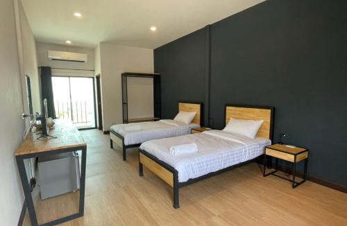 Nikhom Phatthana Hotel | Sinai Hotel