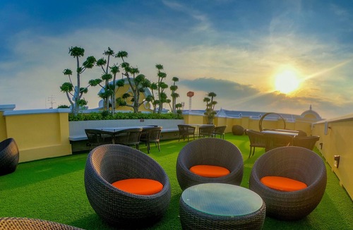 San Chao Pho Suea Hotel | Siri Heritage Bangkok Hotel