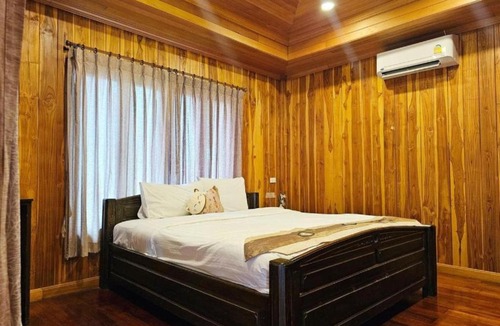 Pong Resort | Siri Lagoona Resort & Pool villa
