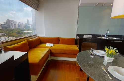 Embassy District Apartment | Siri Sathorn Apartment - 1606