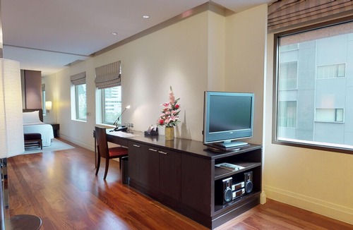 Embassy District Apartment | Siri Sathorn Apartment- 605