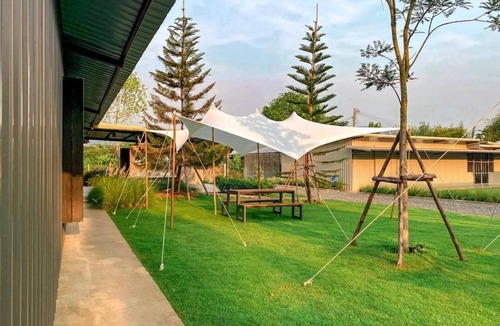 On Nuea Cabin | Skugga Farm Cabin