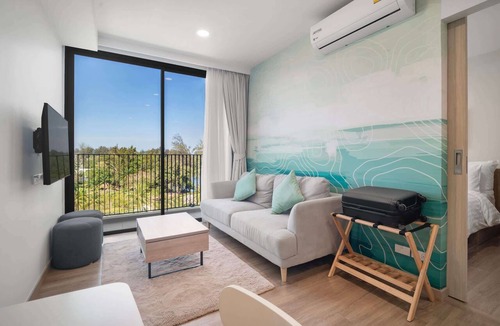 Laguna Condo | Skypark Aurora, Two-Bedroom 2716 2Cx1 Premium