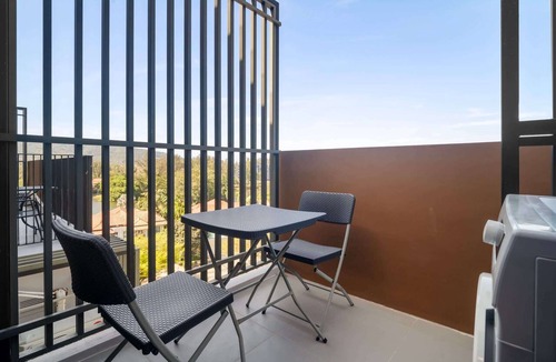 Laguna Condo | Skypark Aurora, Two-Bedroom 2716 2Cx1 Premium