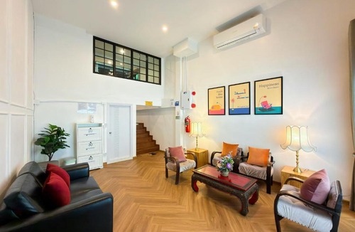 Old City Hostel | Sleep Walker Poshtel