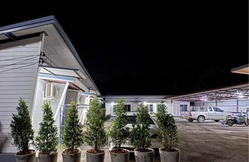 Makham Tia Resort | Sleep white