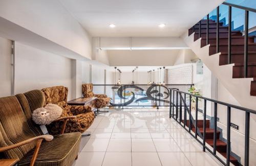 Don Muang Hostel | Sloth Hostel Don Mueang