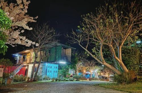 Nong Hin House | Smile Box Coffee & Resort