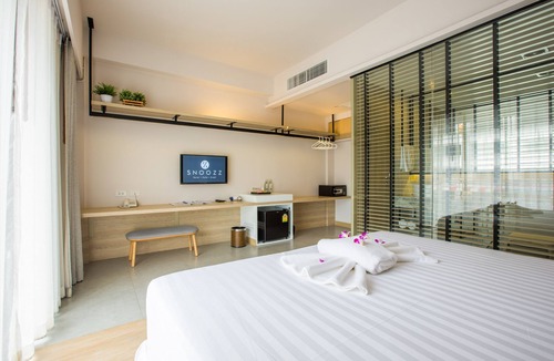 Downtown Krabi Hostel | Snoozz Hotel - Hostel