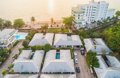 Pong Villa | Sorrento Pool Villa Bang Lamung Pattaya
