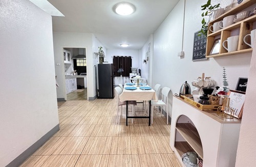 Chang Phueak House | Spacious 3-Storey Townhouse near Nimman & Old city