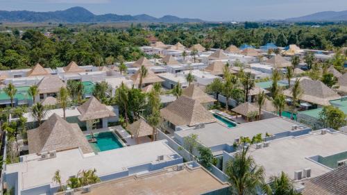 Thep Kasattri Villa | Spacious 4BR Private 15m Pool Villa Anchan V10 in Gated Residence