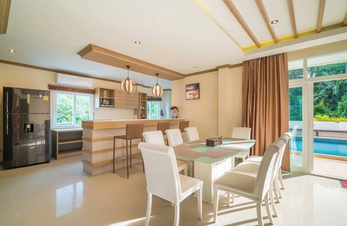 Chalong House | Spacious 9BR Private Pool Villa — Pet-Friendly & Perfect for Groups