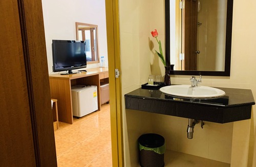 Khlong Wan Hotel | Srisupawadee Resort