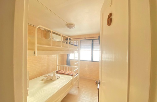 Wat Sam Phraya Hostel | Steve Lady Hostel