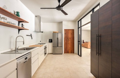 Thong Krut House | Stunning Beachfront Villa with Private Pool and Ocean Views
