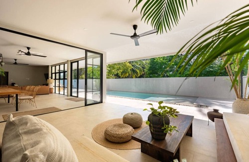 Thong Krut House | Stunning Beachfront Villa with Private Pool and Ocean Views
