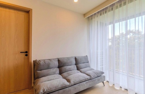 Bang Tao Apartment | Stylish 1BR Condo ozone c240