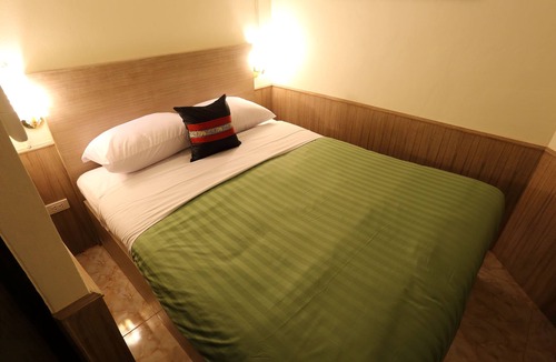 Bangkok Central Business District House | Sukhumvit 20 Guest House
