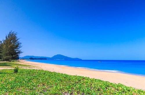 Ban Na Faek Boat Rental | Sun-Kissed Sailing Adventure in Phuket