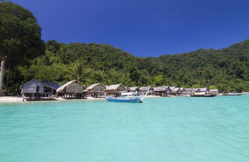 Salak Kok Boat Rental | Sun-Kissed Sailing Journey in Trat, Koh Chang