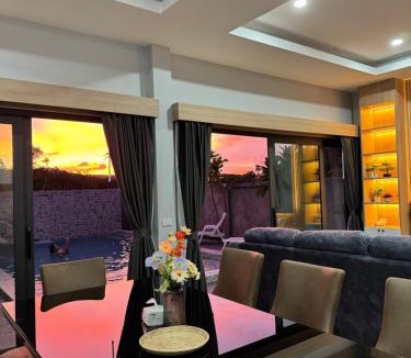 Krabi Villa | Sun Ray Private Pool villa 3 bed