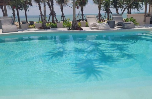 Sichon Hotel | Sunrio Beach Hotel Sichon