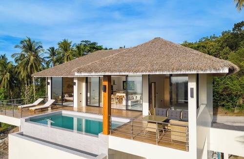 Maret House | "Sunrise Hills" Tranquil 4br pool villa sea view