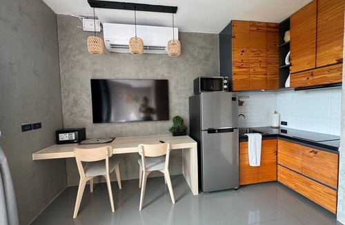 Nai Harn Condo | Sunrise Studio, Nai Harn, Desk, Rooftop Pool